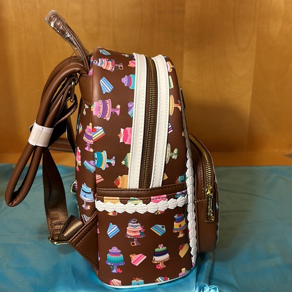 NWT Disney Princess Cakes Mini Backpack 👸🏼 - Picture 4 of 8